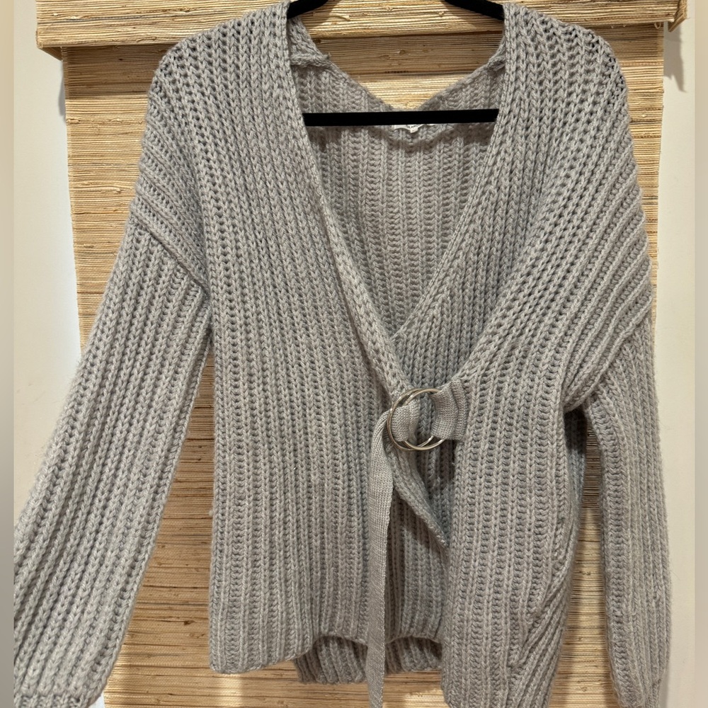 Light grey sweater